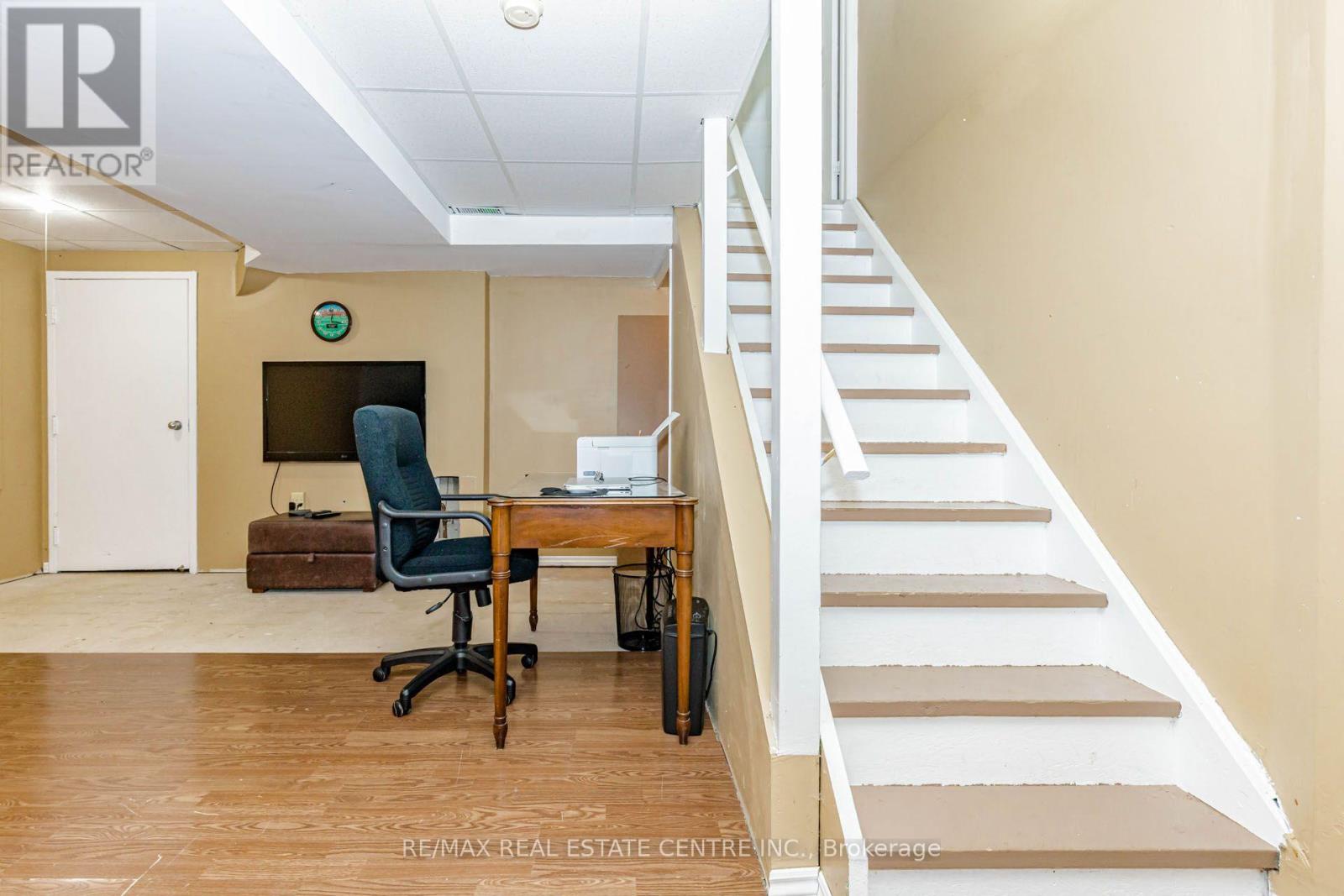 35 PRINCE CRESCENT - 22