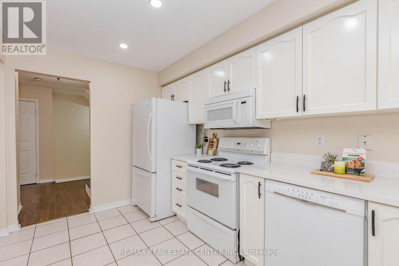 35 PRINCE CRESCENT - 9