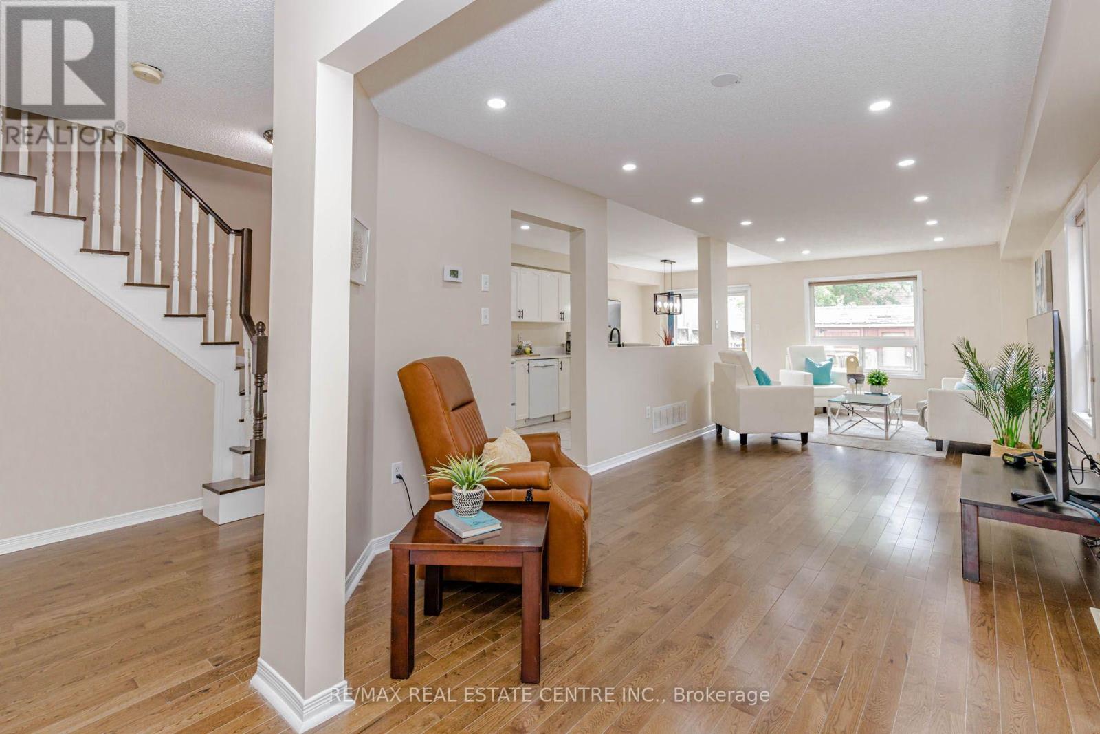 35 PRINCE CRESCENT - 4
