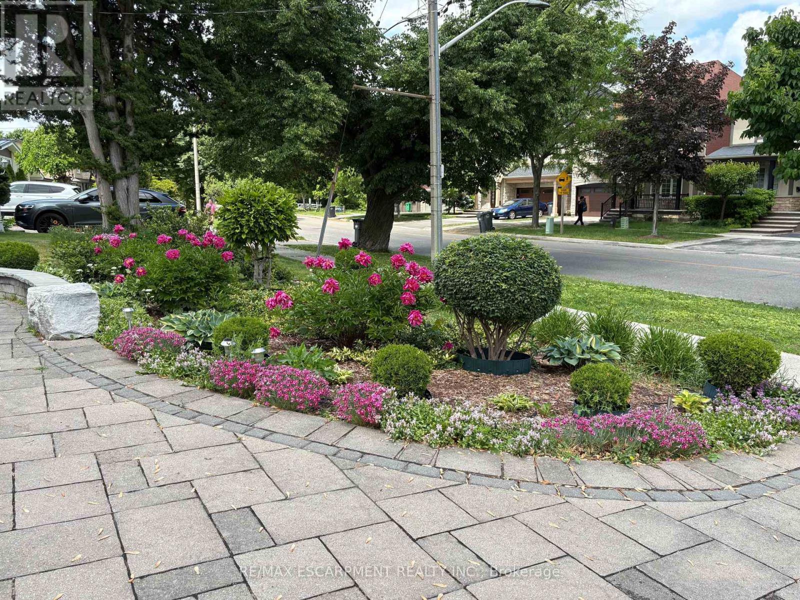 3084 CONSTITUTION BOULEVARD - 4