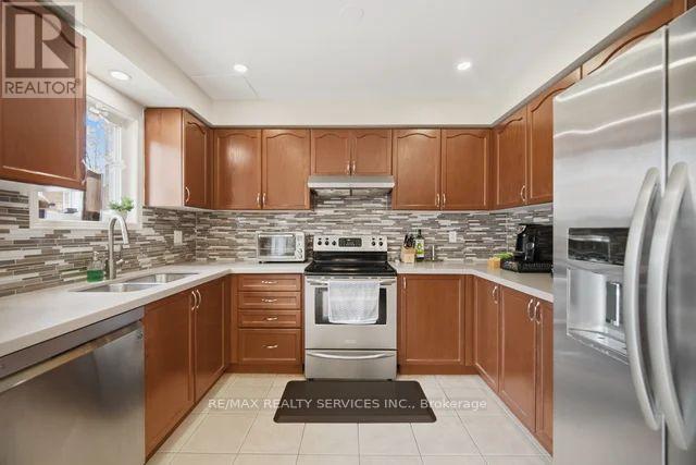 19 THORNBUSH BOULEVARD - Image 11