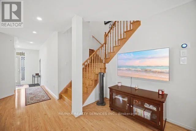 19 THORNBUSH BOULEVARD - Image 19