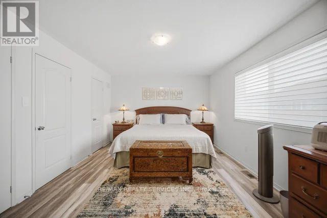 19 THORNBUSH BOULEVARD - Image 23