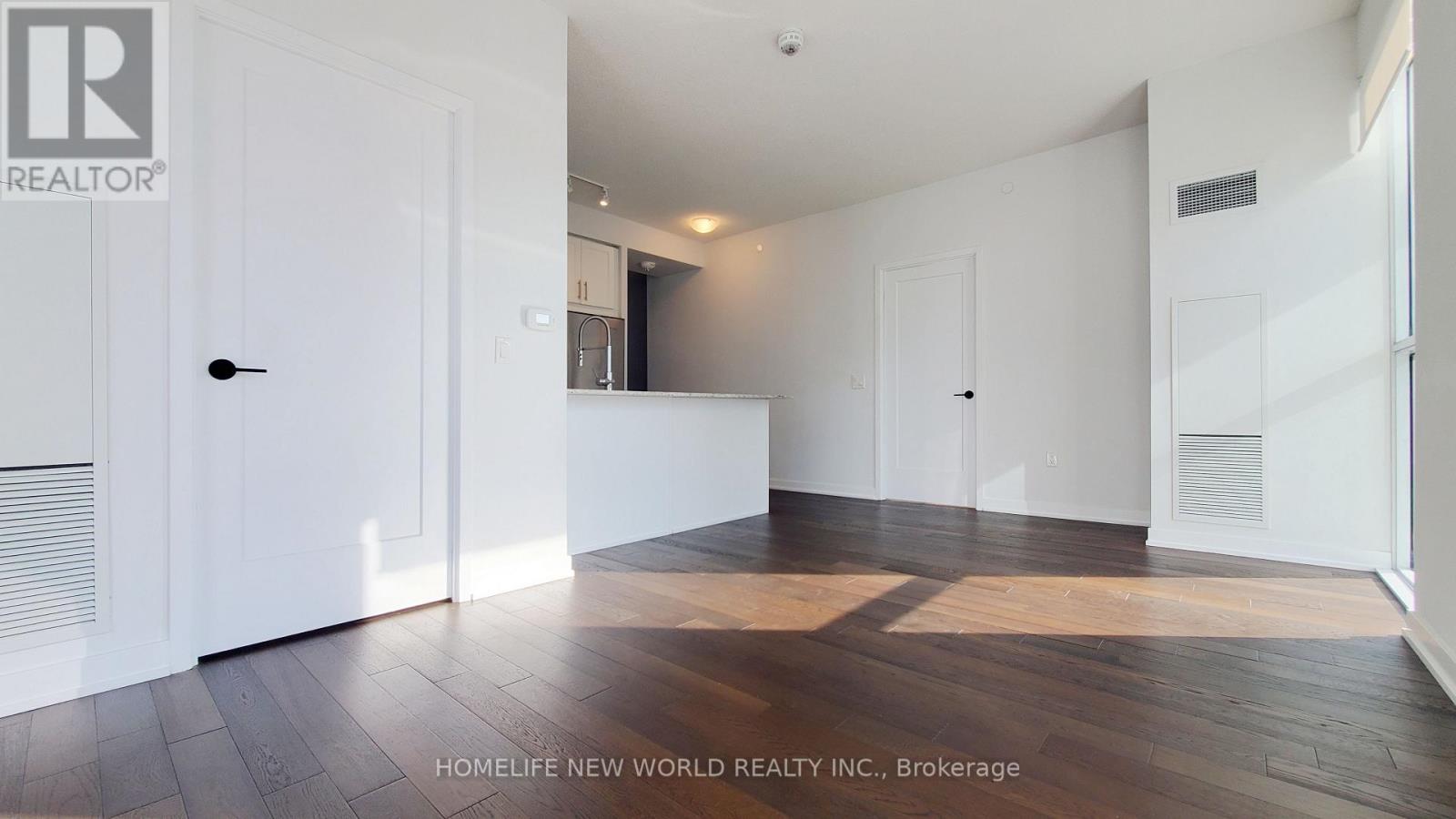 #2015 4055 PARKSIDE VILLAGE DRIVE - 4