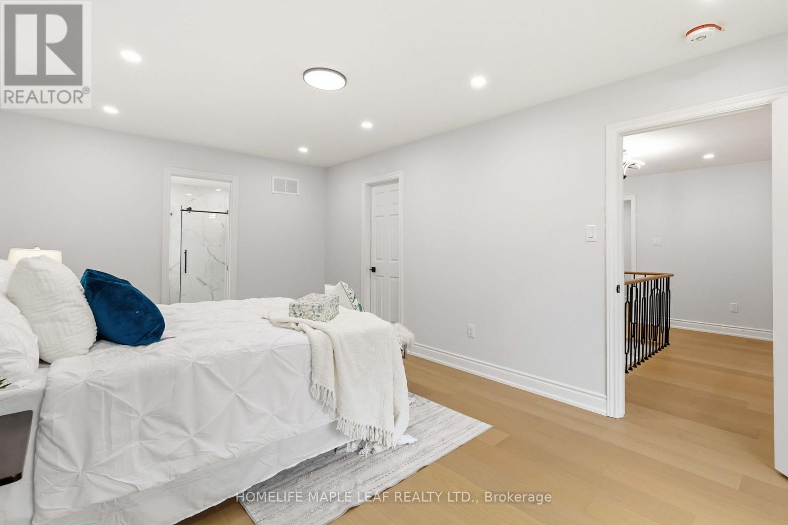 90 BURGBY AVENUE - Image 31