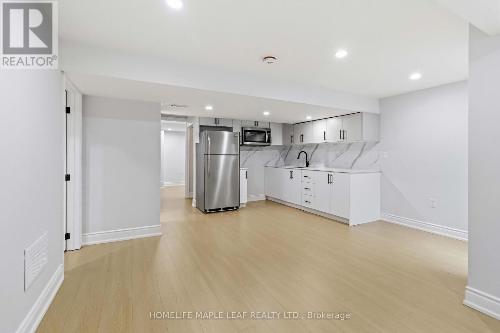 90 BURGBY AVENUE - Image 45