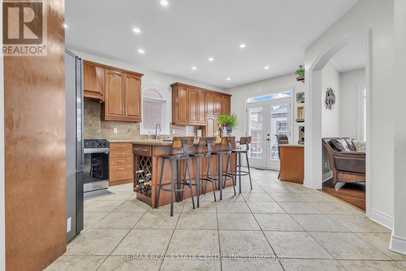 2 JANETVILLE STREET - 15