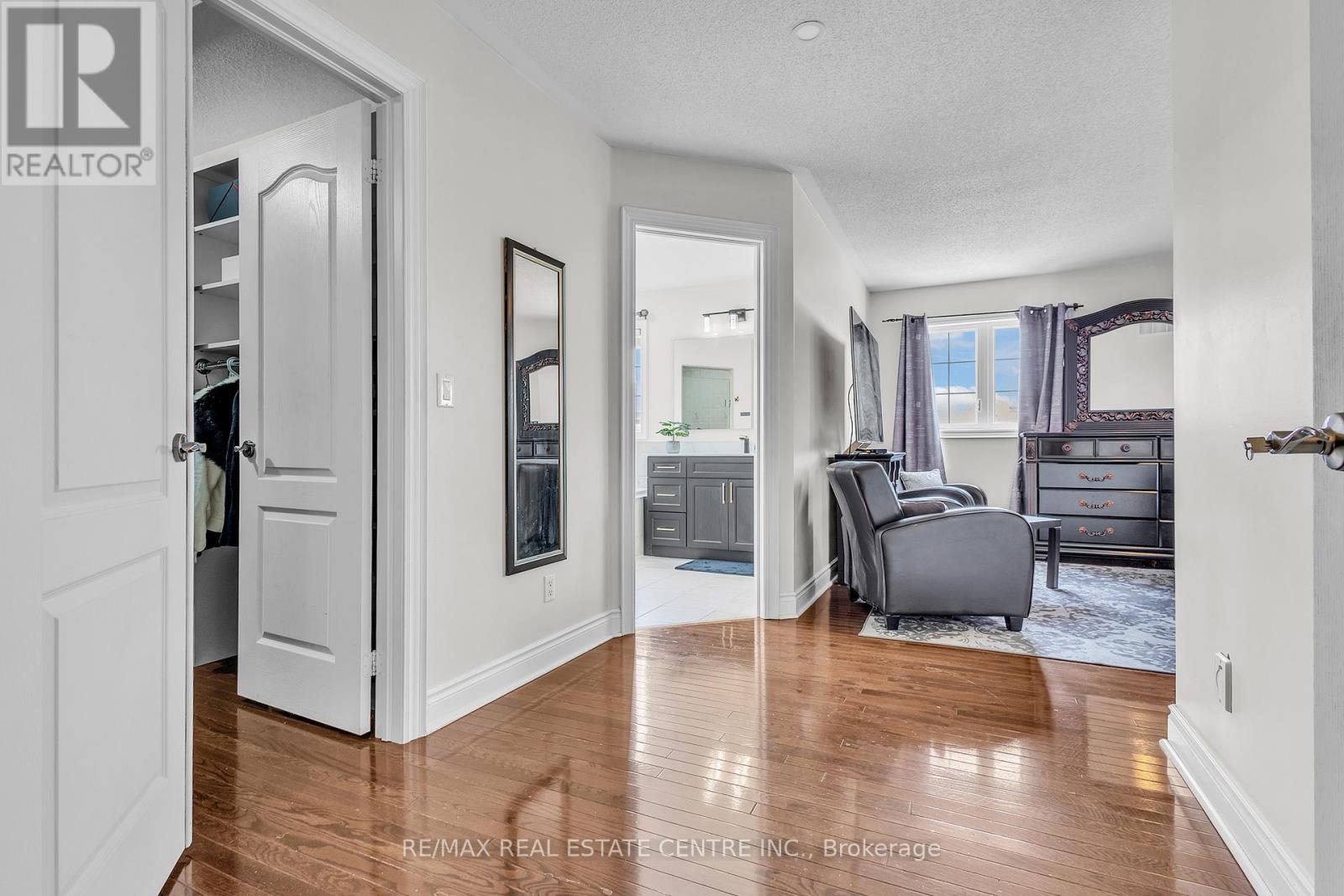 2 JANETVILLE STREET - 26