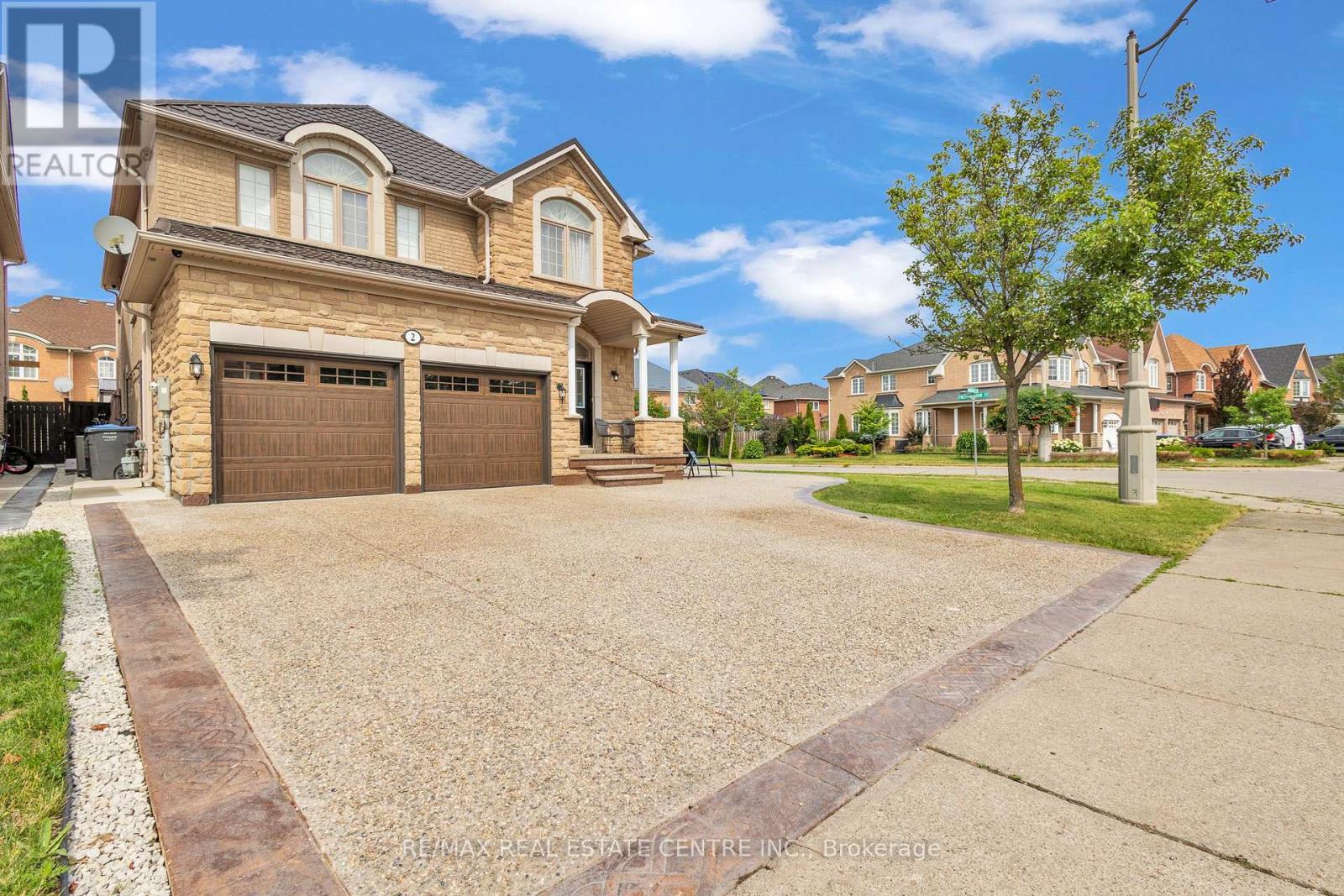 2 JANETVILLE STREET - 3