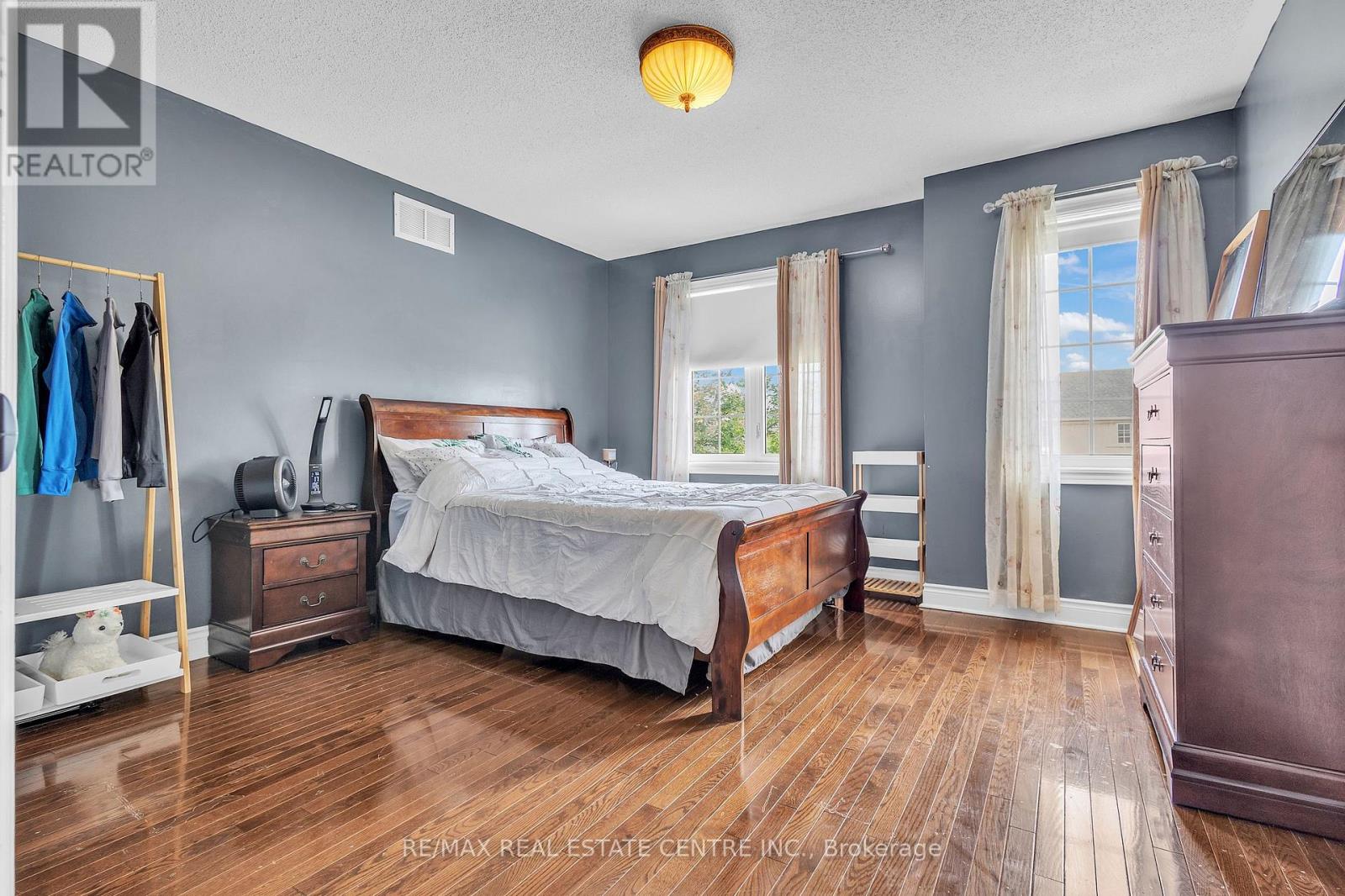 2 JANETVILLE STREET - 30