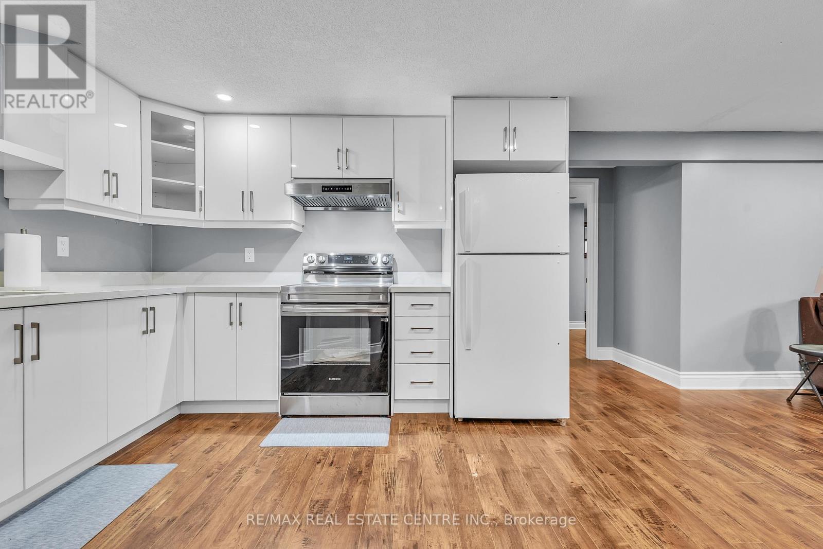 2 JANETVILLE STREET - 37