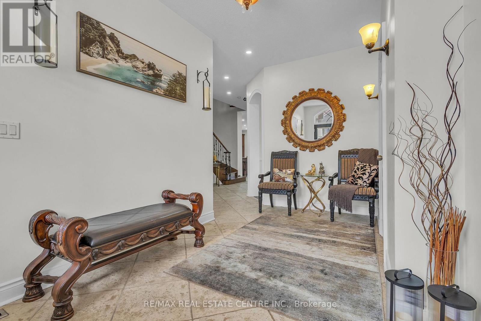 2 JANETVILLE STREET - 8