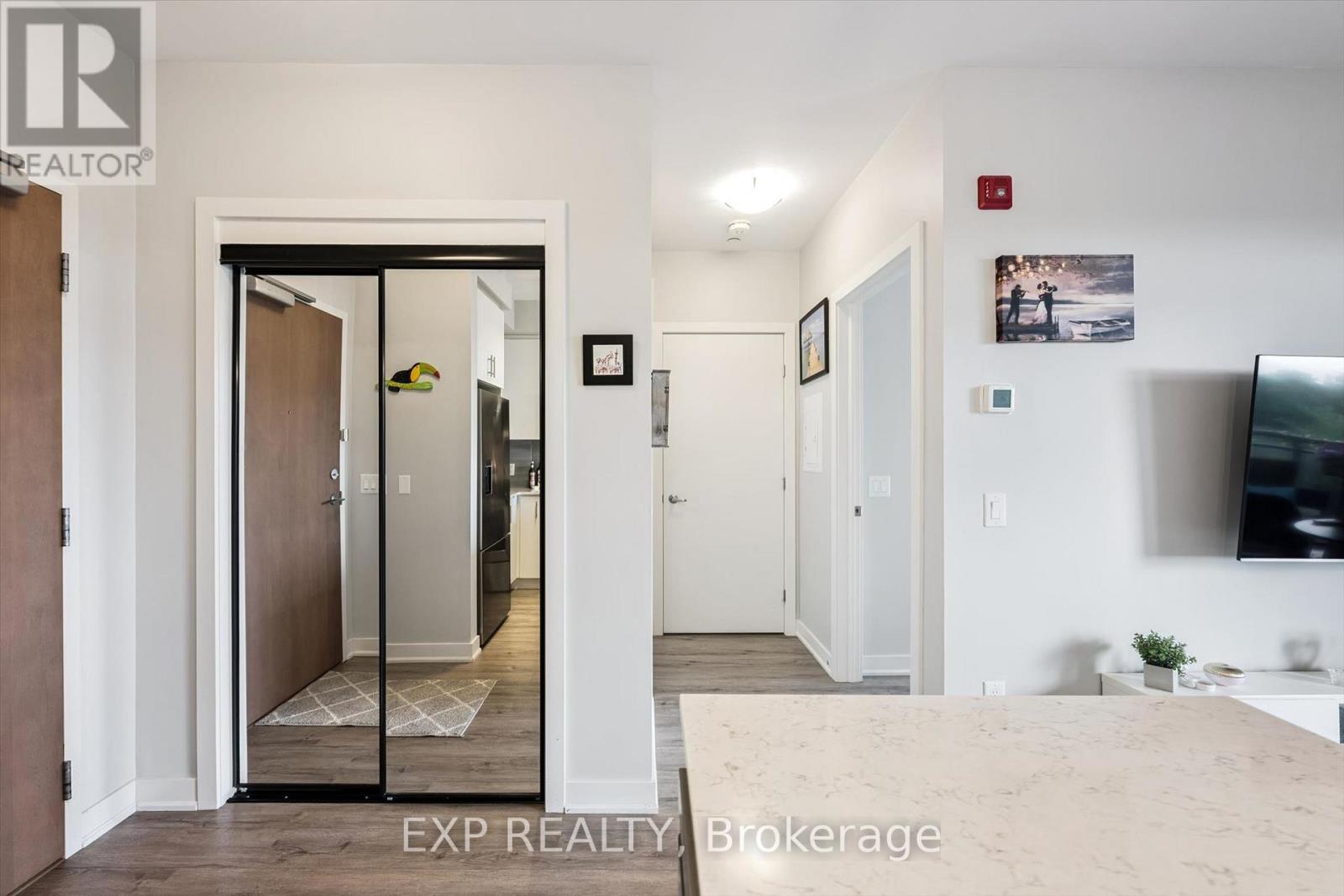 340 PLAINS ROAD E - 10