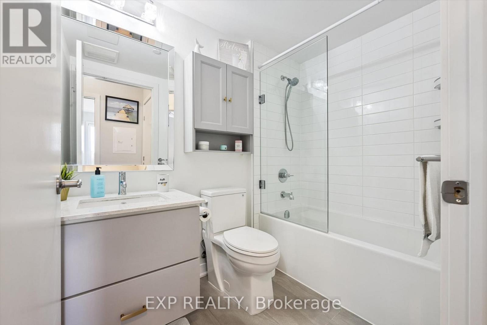 340 PLAINS ROAD E - 19