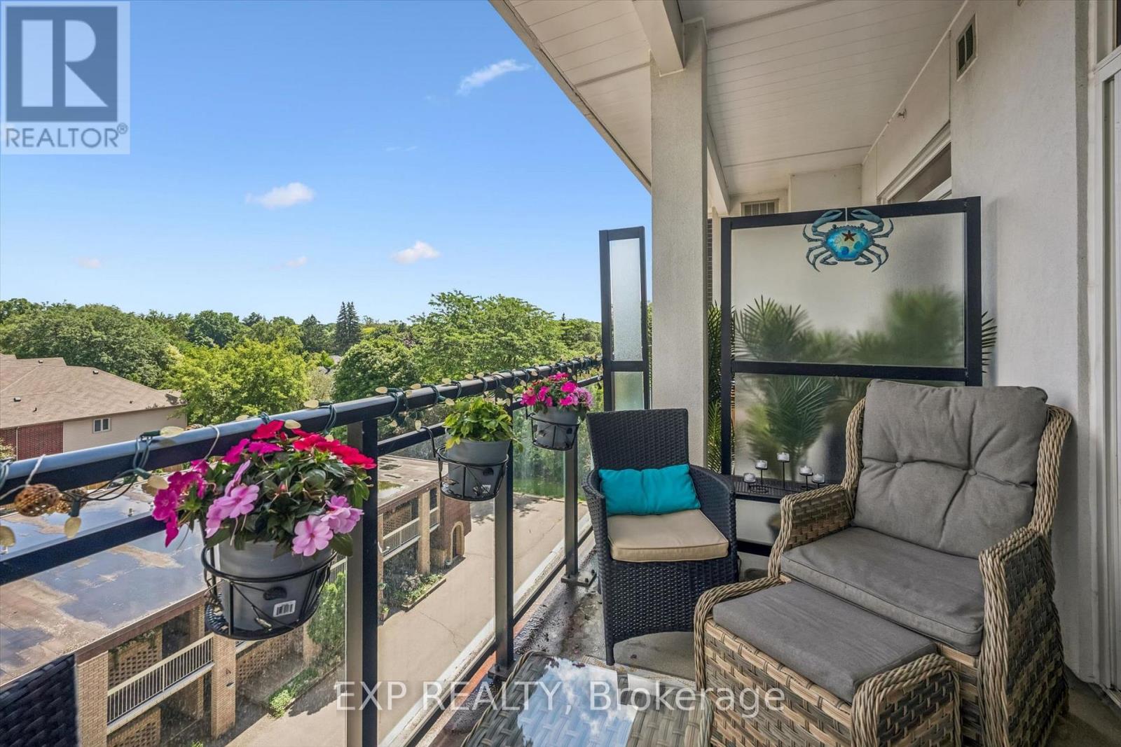 340 PLAINS ROAD E - 22