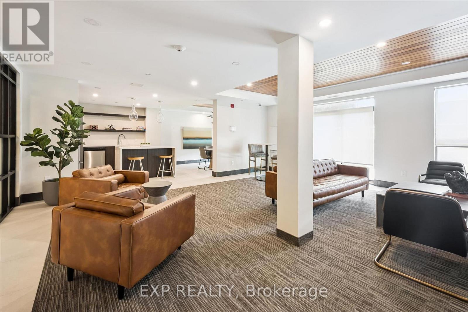 340 PLAINS ROAD E - 30