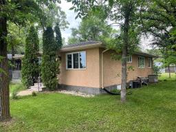 393 Railway Street, Ponemah, MB R0C2B0 Photo 41