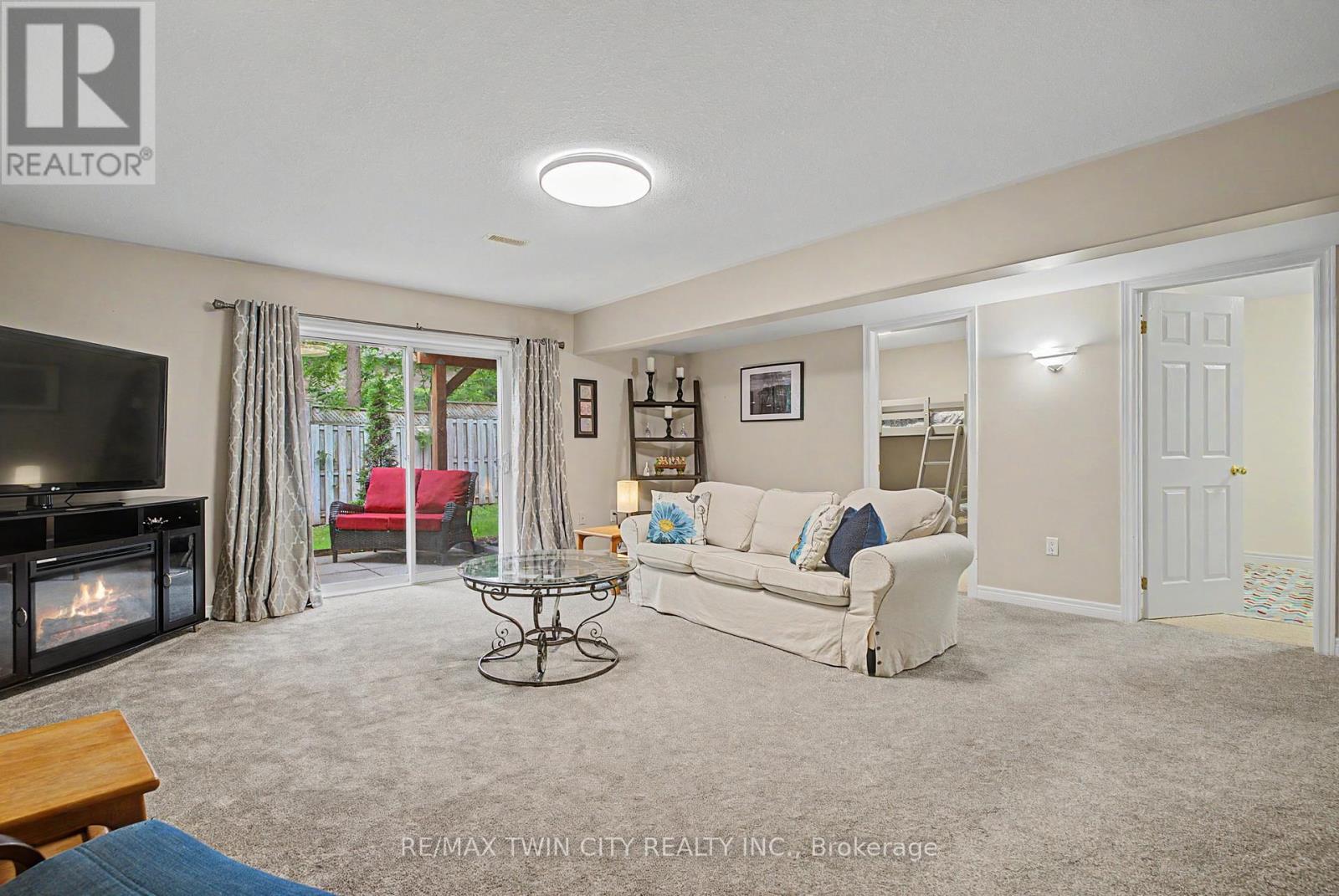 #3 24 HARDY ROAD - 21
