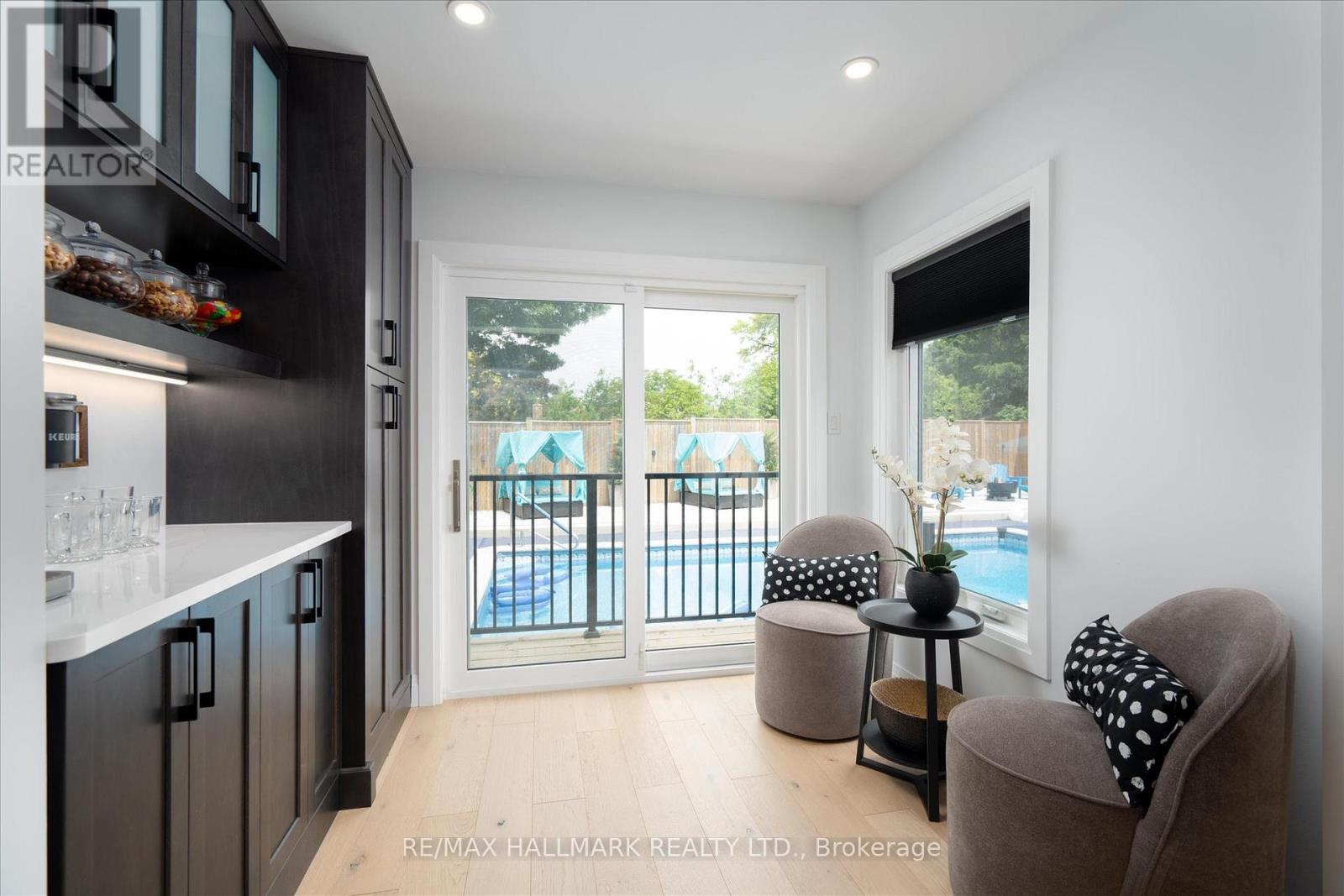 119 CHARLOTTE PLACE - 12