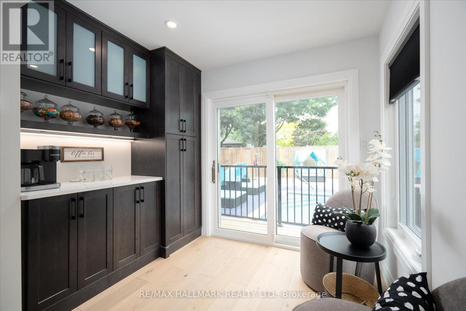 119 CHARLOTTE PLACE - 13