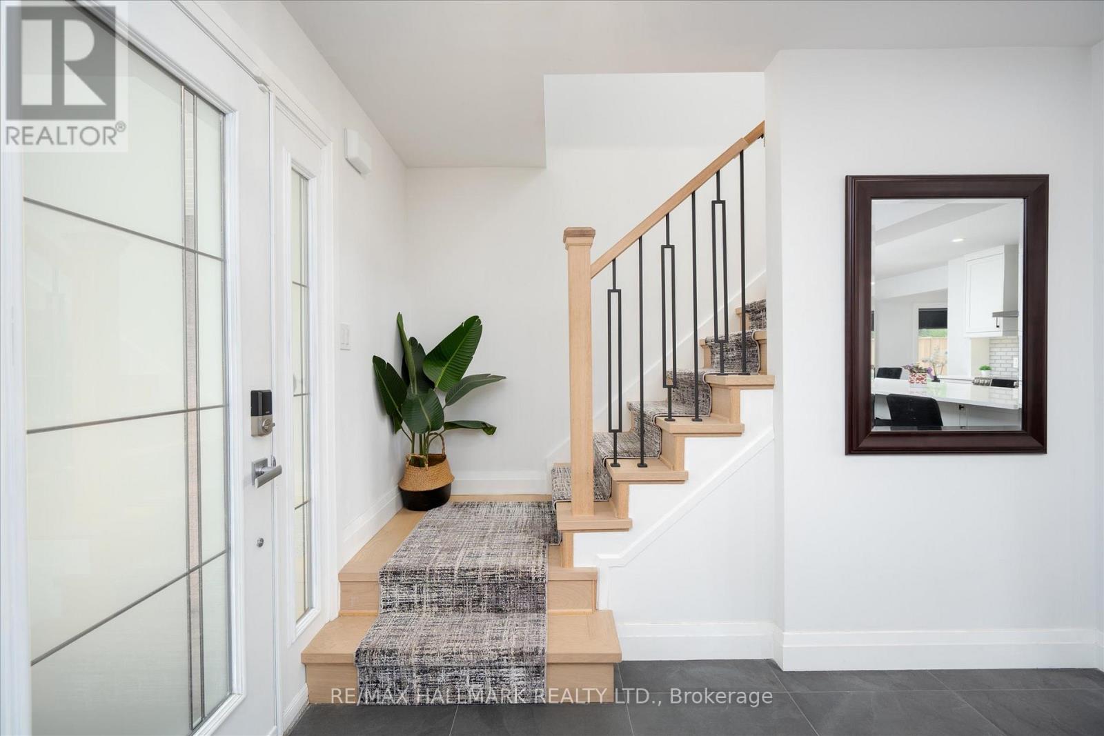 119 CHARLOTTE PLACE - 14
