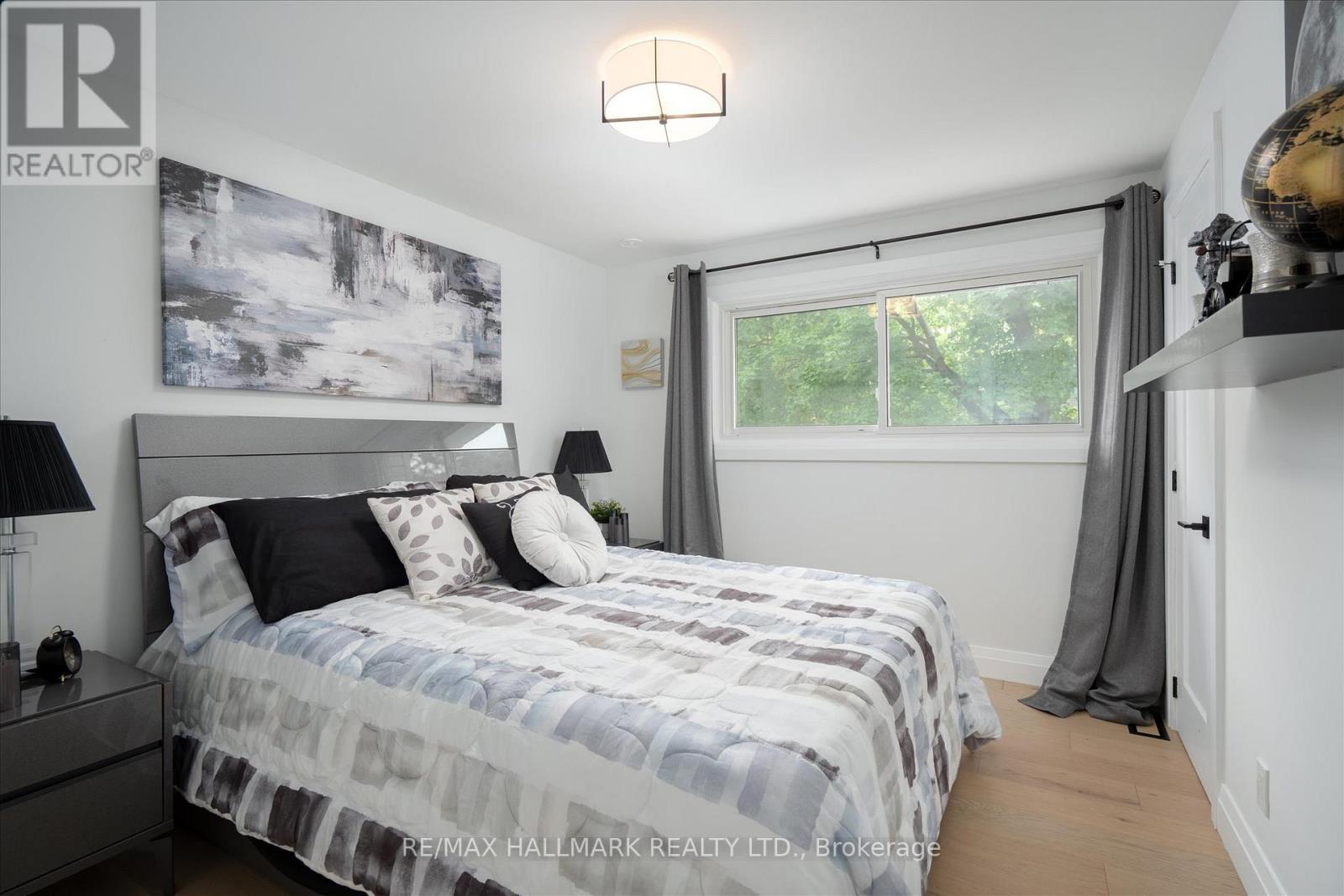 119 CHARLOTTE PLACE - 17