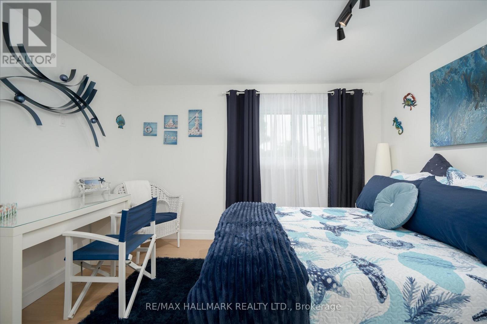 119 CHARLOTTE PLACE - 19