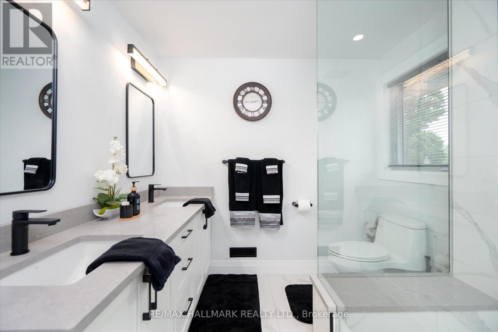 119 CHARLOTTE PLACE - 21