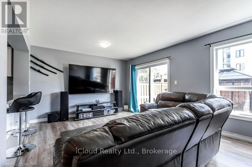 122 SUMMIT RIDGE DRIVE - 11