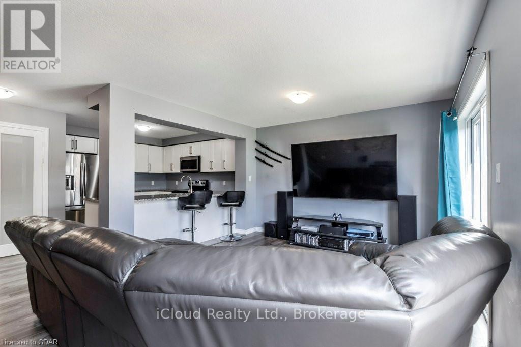 122 SUMMIT RIDGE DRIVE - 12