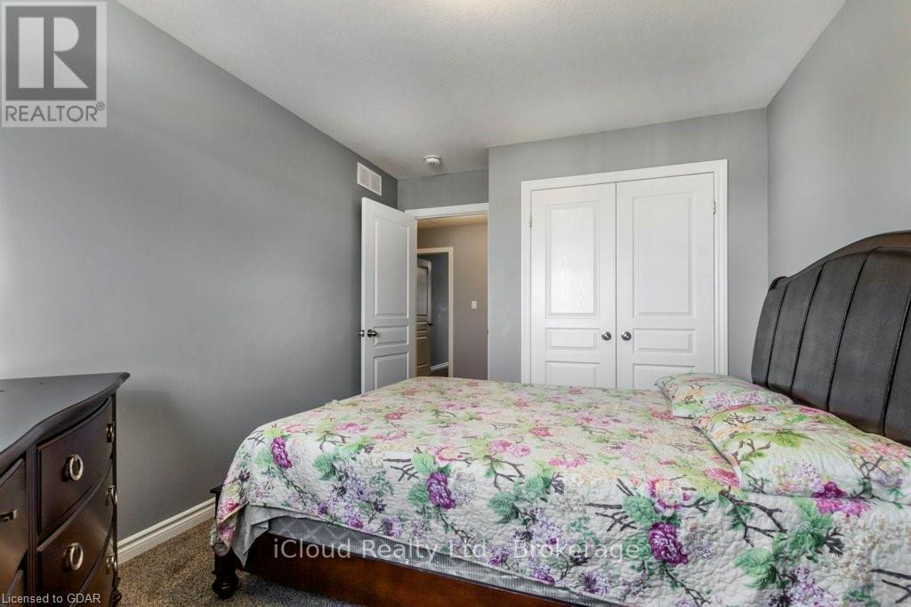 122 SUMMIT RIDGE DRIVE - 18