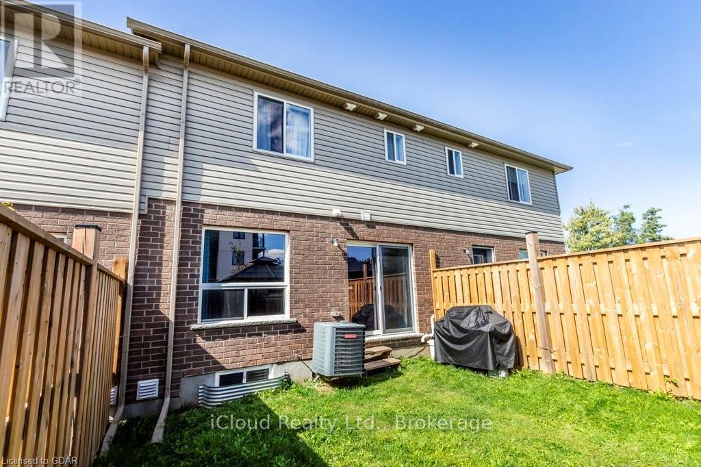 122 SUMMIT RIDGE DRIVE - 27