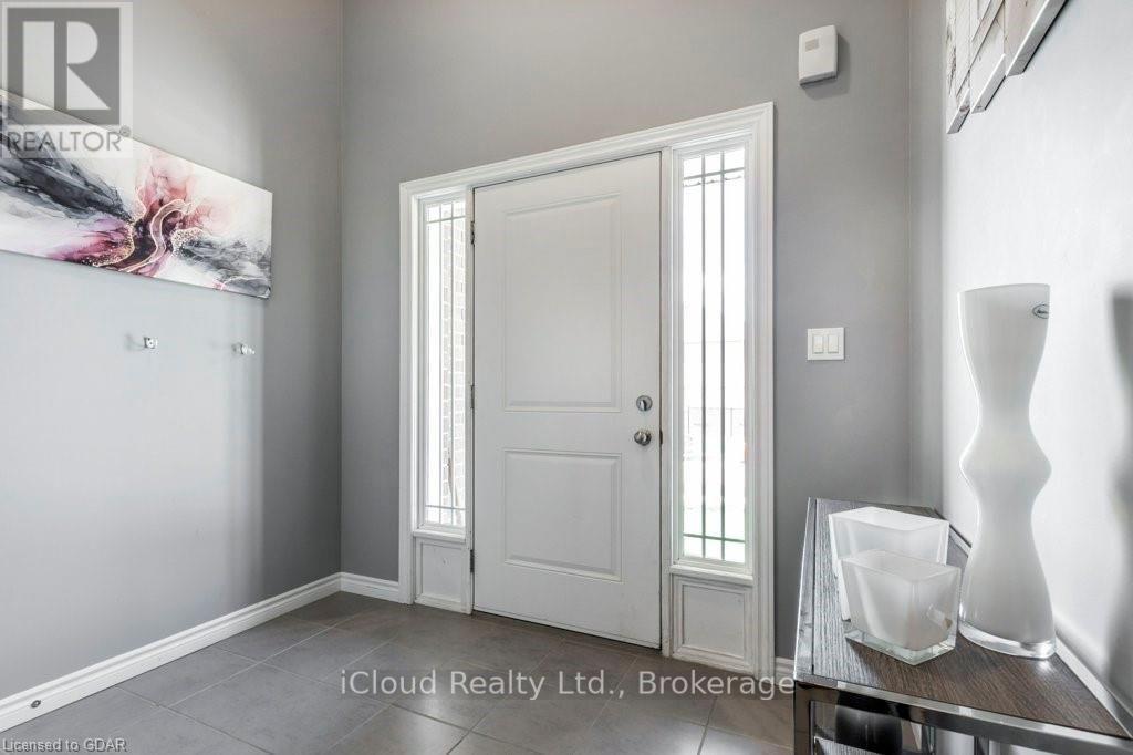 122 SUMMIT RIDGE DRIVE - 3