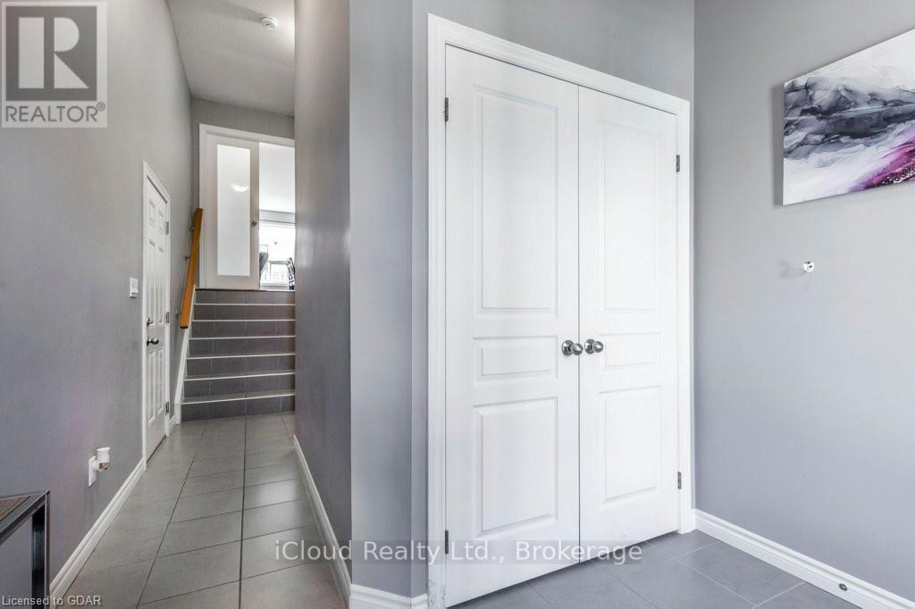122 SUMMIT RIDGE DRIVE - 4