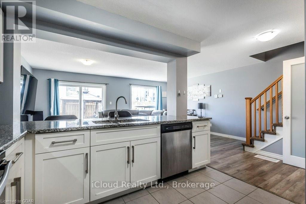 122 SUMMIT RIDGE DRIVE - 9