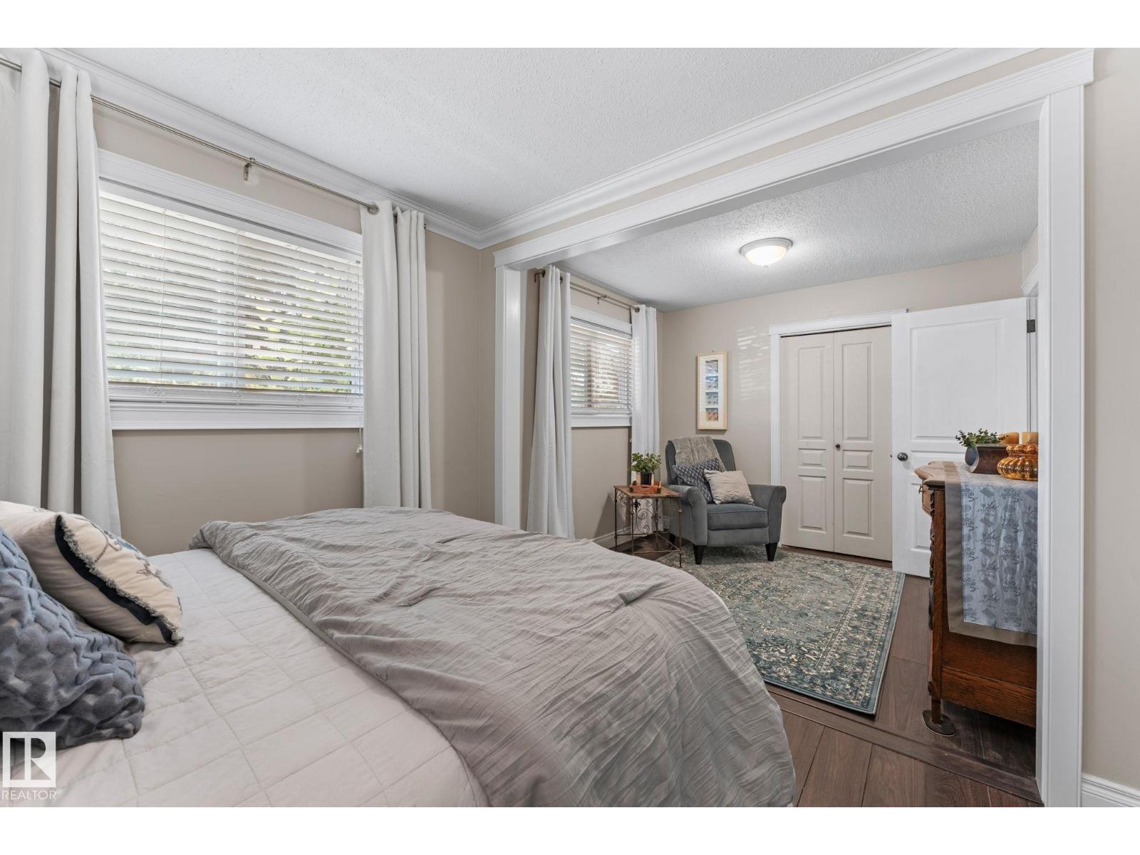 4404 42B AV — photo 18