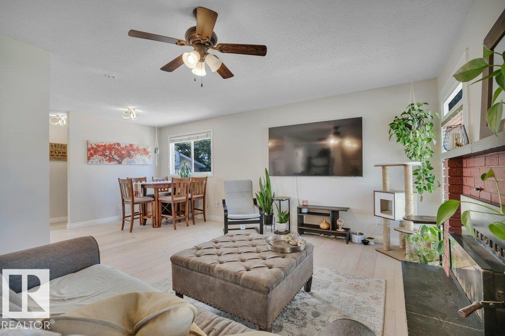 4501 39 AV — photo 9