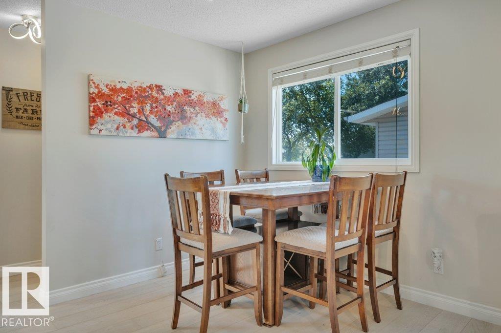 4501 39 AV — photo 10