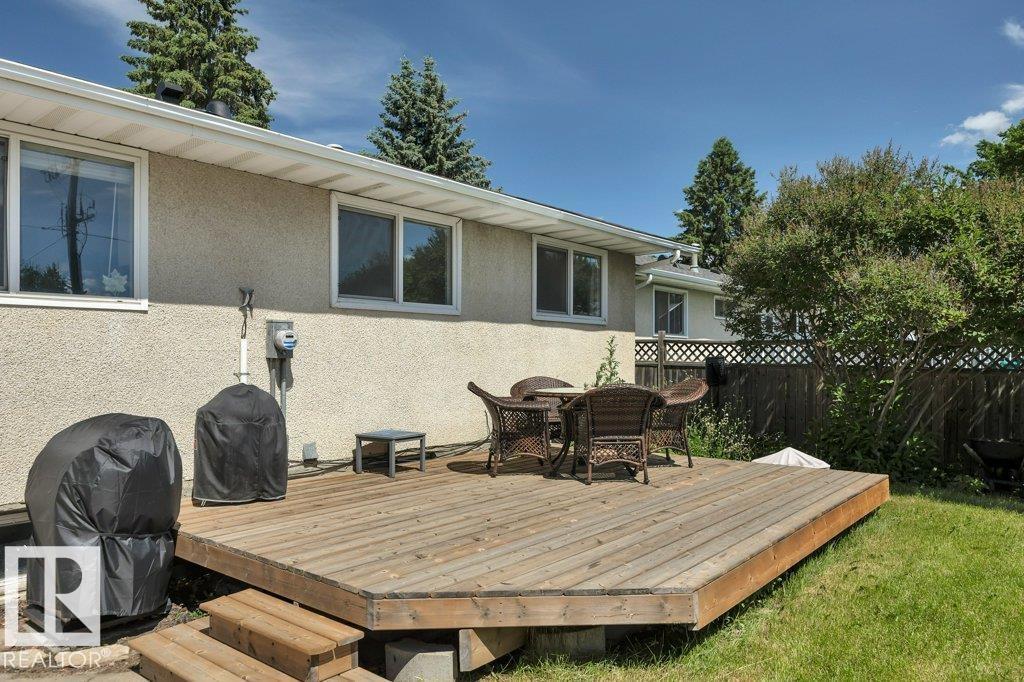 4501 39 AV — photo 47