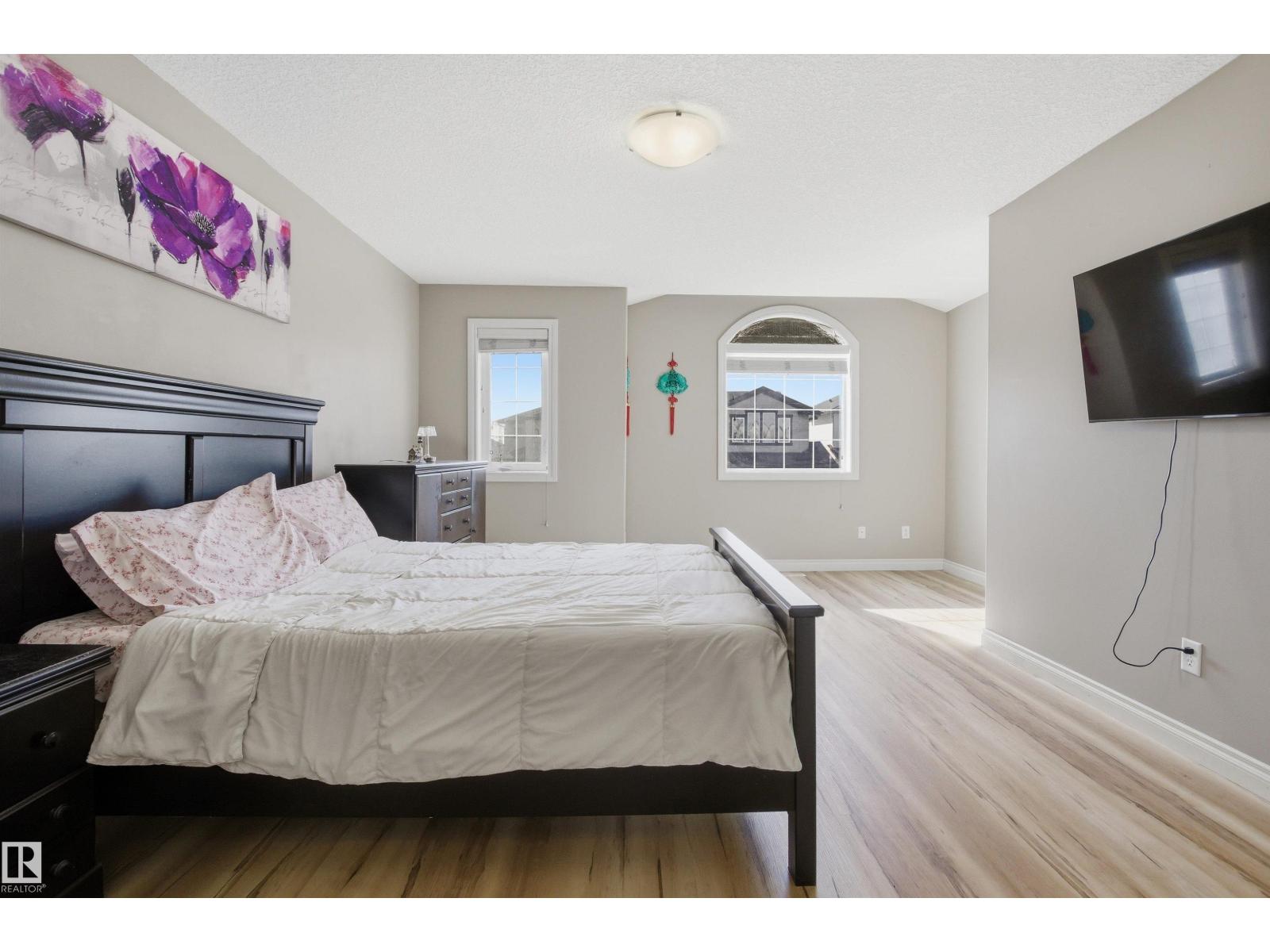 16204 48 ST NW - 20