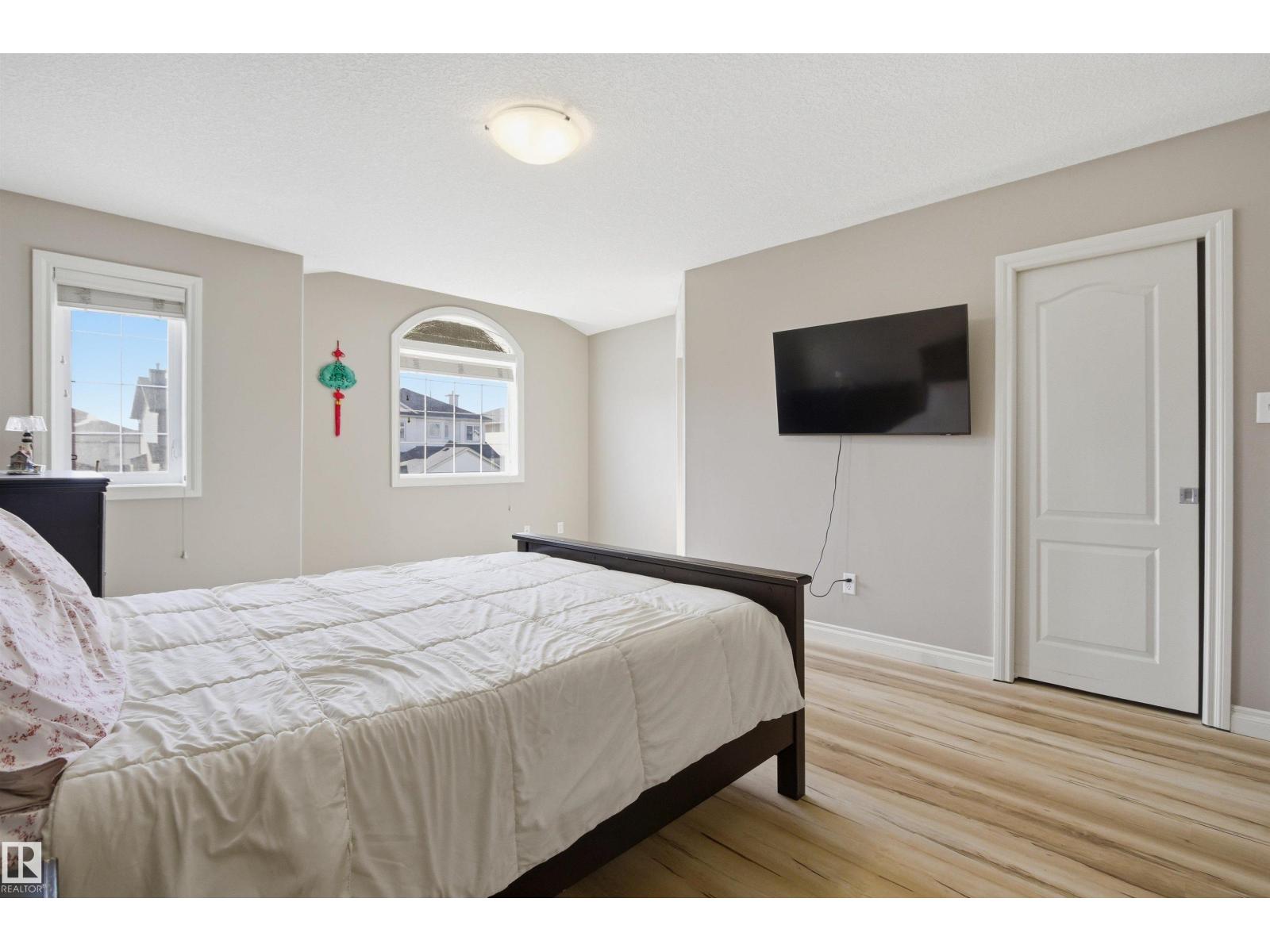 16204 48 ST NW - 21