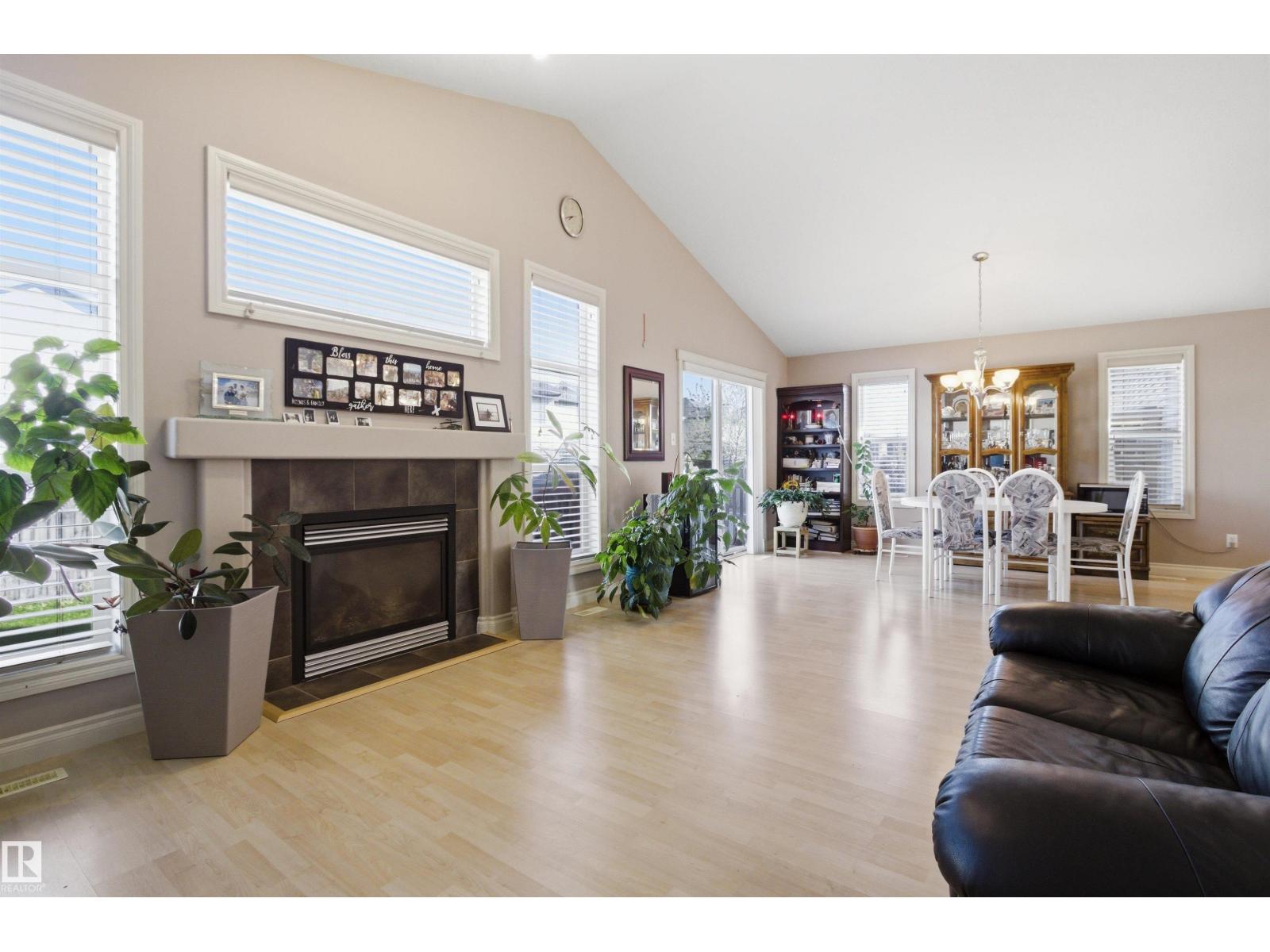 16204 48 ST NW - 13