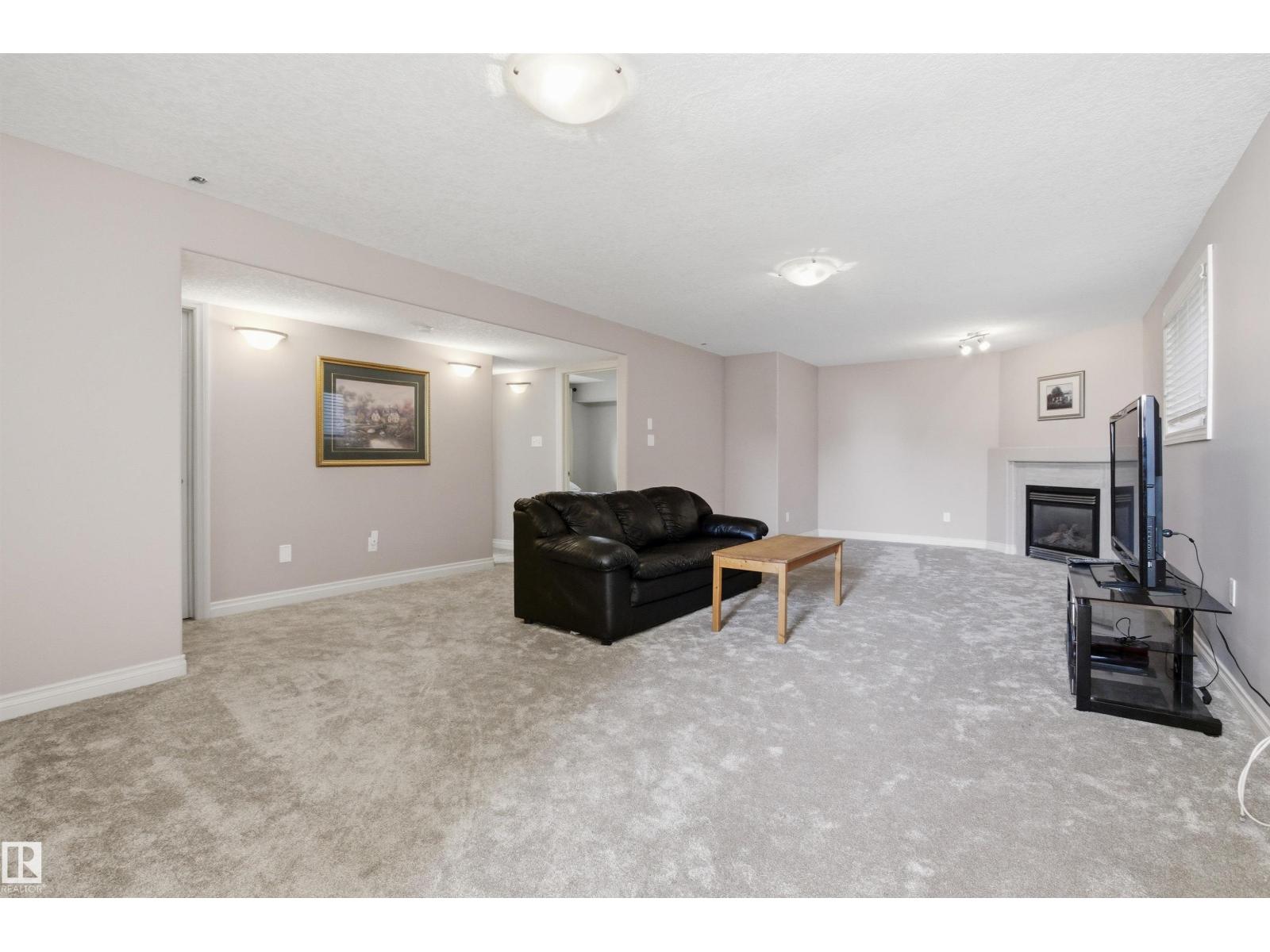 16204 48 ST NW - 26