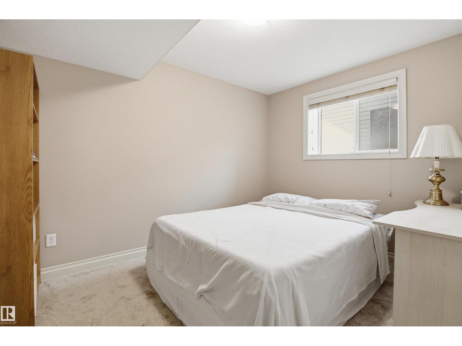 16204 48 ST NW - 31