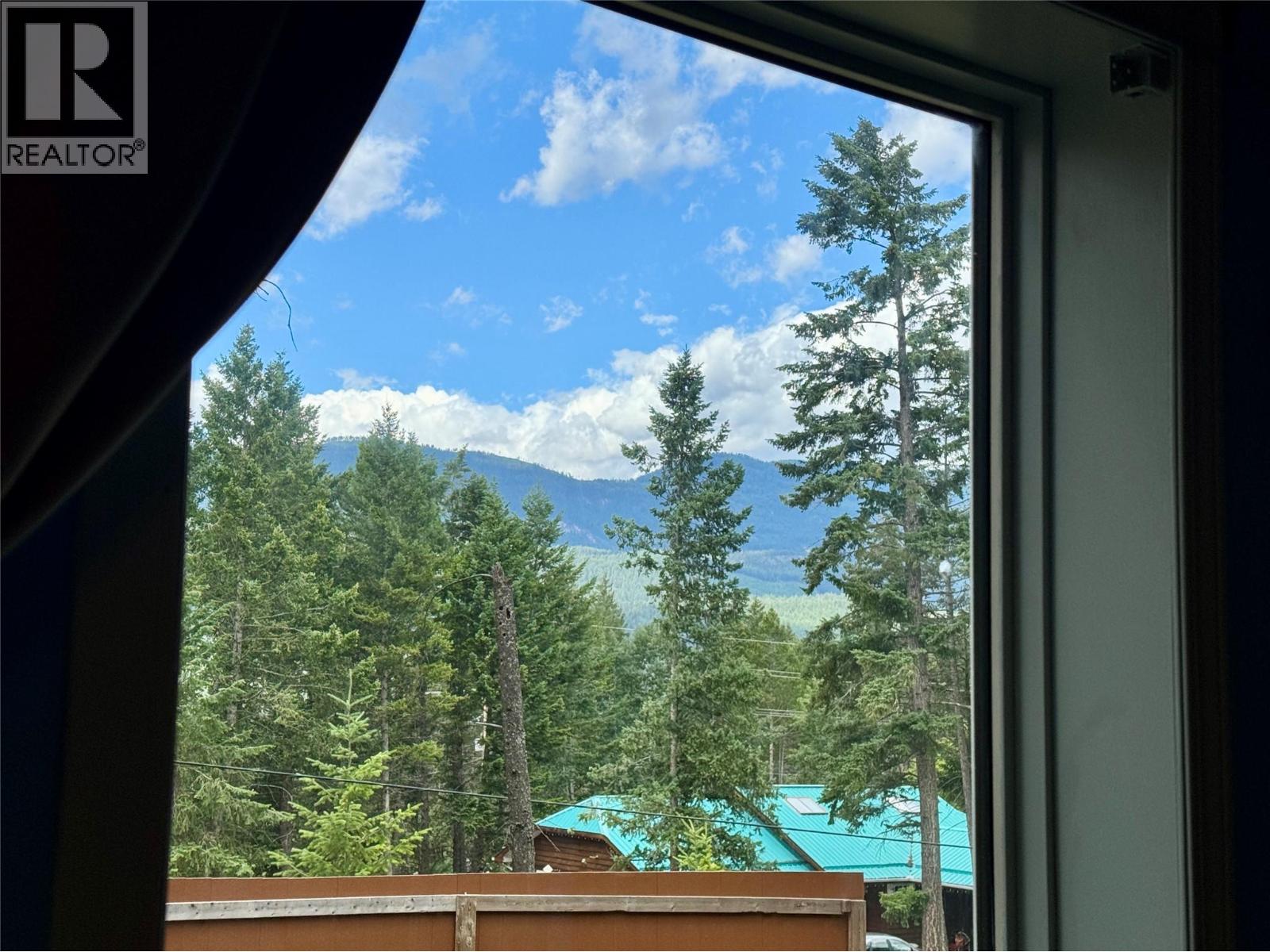 4949 Luxor Creek Road - 6