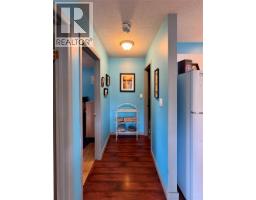 4949 Luxor Creek Road, Edgewater, BC V0A1B0 Photo 11