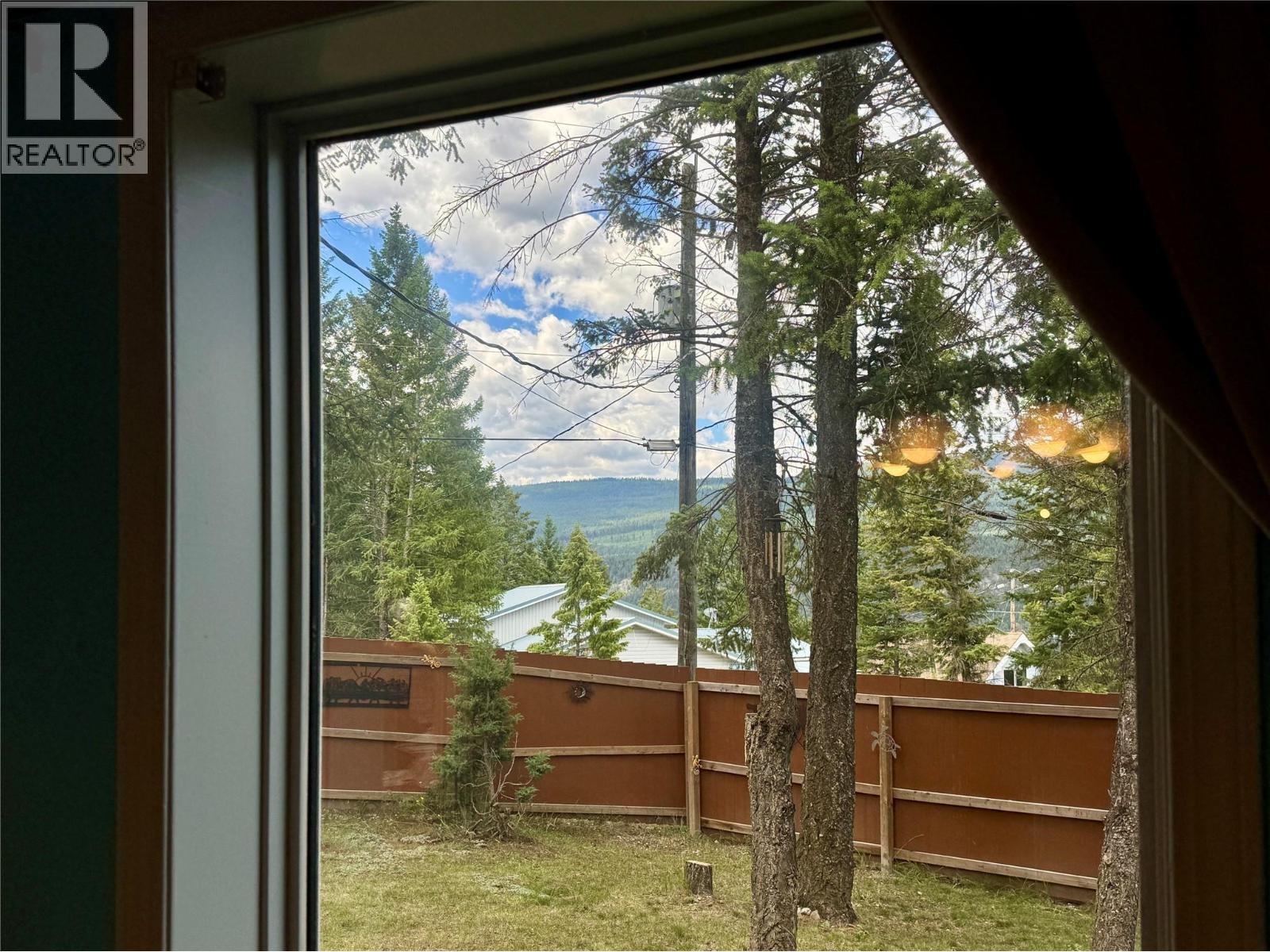 4949 Luxor Creek Road - 16