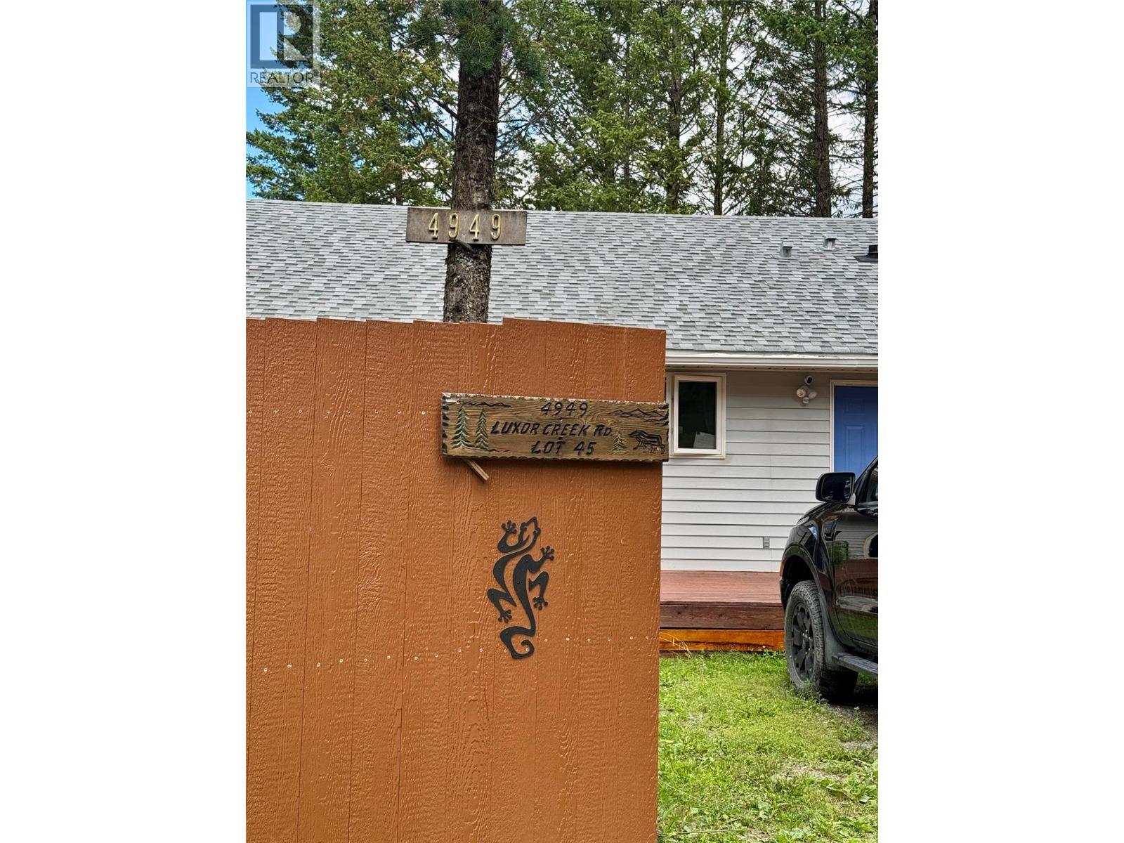 4949 Luxor Creek Road - 23