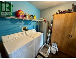 4949 Luxor Creek Road, Edgewater, BC V0A1B0 Photo 21