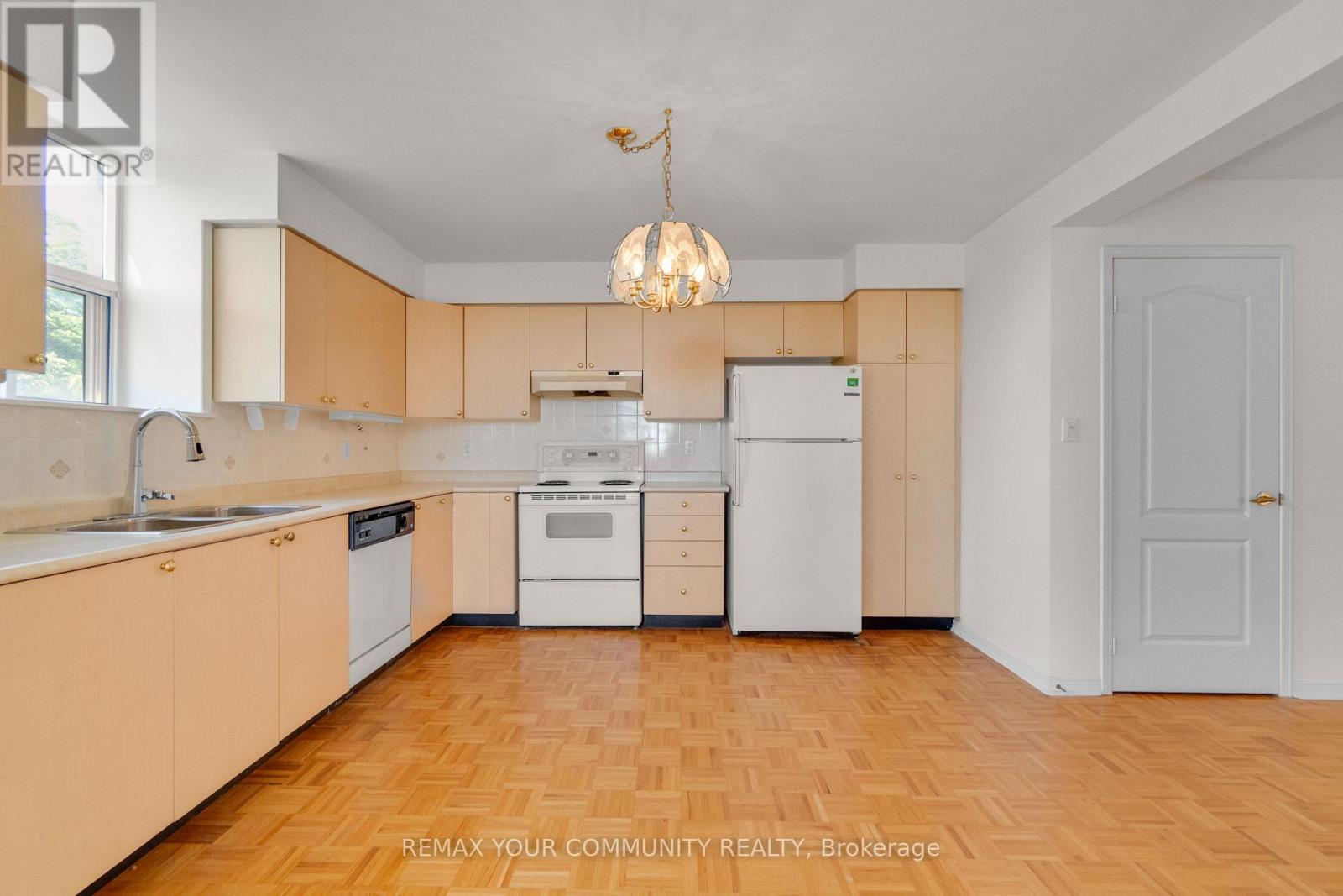 #423 7373 MARTIN GROVE ROAD - 16